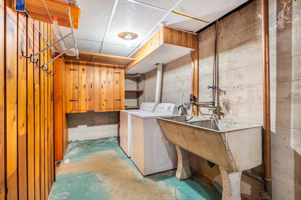 1721 Bowman Avenue - Harbour Place Single Family Residence for Sale, 4 Bedrooms (R3160675)# - 35 1721 Bowman Avenue - Harbour Place Single Family Residence for Sale, 4 Bedrooms (R3160675)# - 35