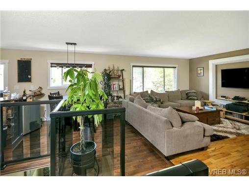 491/493 Foster St - Es Saxe Point Full Duplex for sale, 8 Bedrooms (366730) #7
