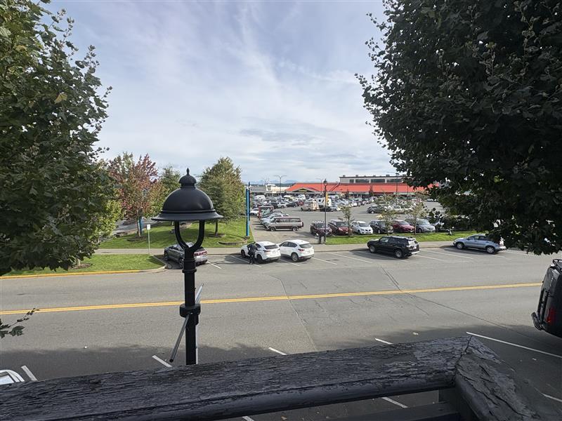1060 E Shoppers Row, Campbell River - CR Campbell River Central Condo Apartment for Sale, 1 Bedroom # - 1 1060 E Shoppers Row, Campbell River - CR Campbell River Central Condo Apartment for Sale, 1 Bedroom # - 1