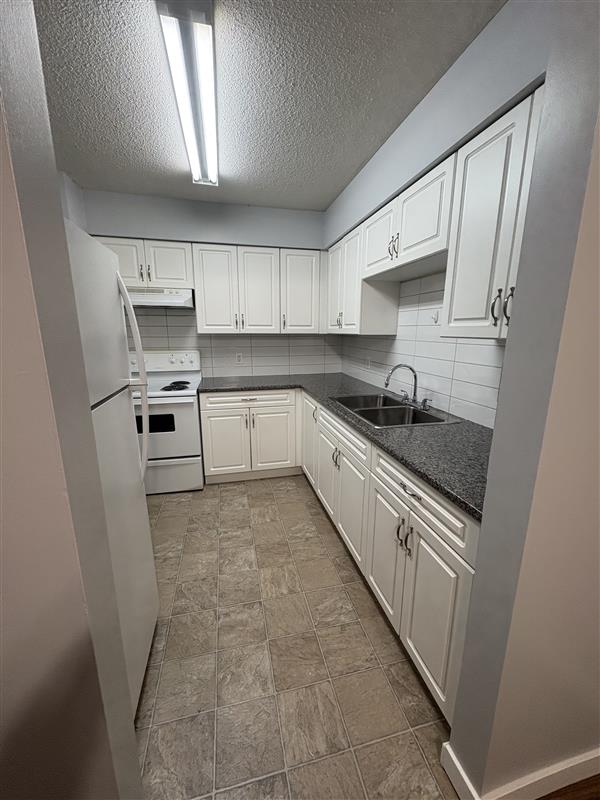 301 - 451 - 9th Avenue, - CR Campbell River Central Condo Apartment for Sale, 2 Bedrooms # - 7 301 - 451 - 9th Avenue, - CR Campbell River Central Condo Apartment for Sale, 2 Bedrooms # - 7