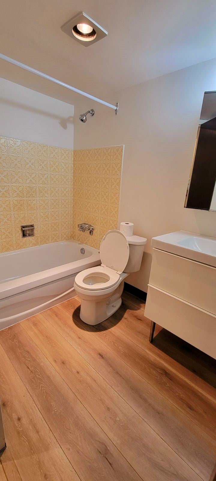 207 - 611 MacMillan Dr - NI Kelsey Bay/Sayward Condo Apartment for sale, 2 Bedrooms  #15