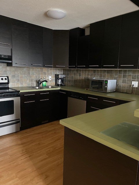 304 - 872 S Island Hwy - CR Campbell River South Condo Apartment for Sale, 2 Bedrooms # - 5