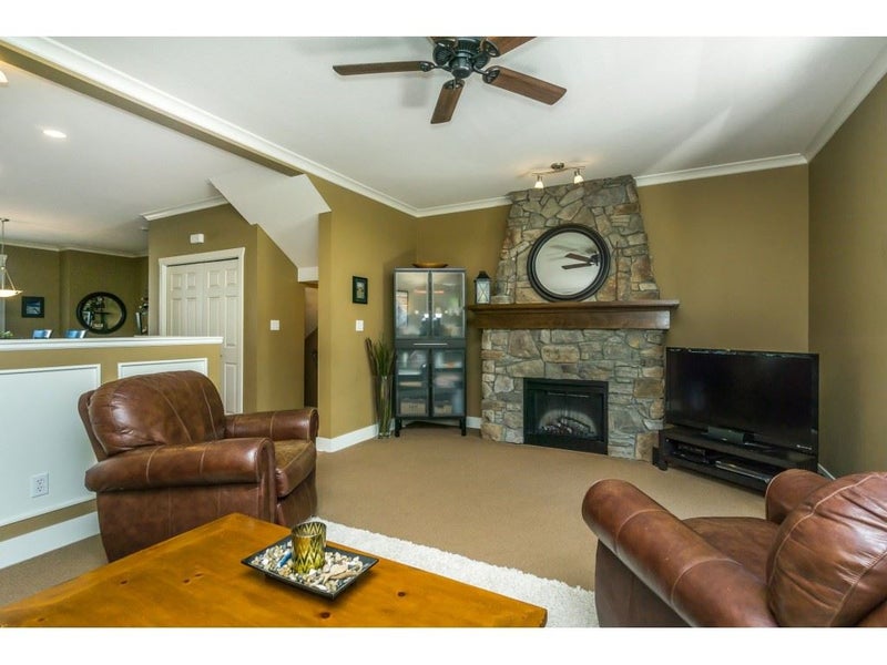 9 5837 Sappers Way - Garrison Crossing Townhouse for sale, 3 Bedrooms (R2265854) #2