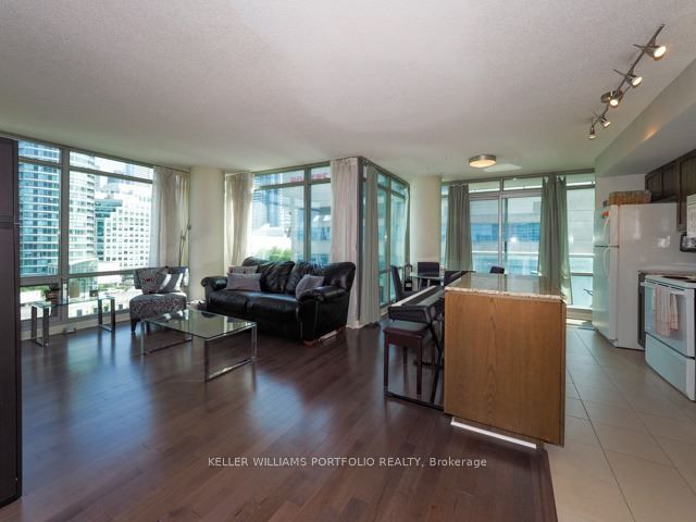 912 - 81 Navy Wharf Crt - Waterfront Communities C1 Condo Apartment, 1 Bedroom (C8055800)# - 1