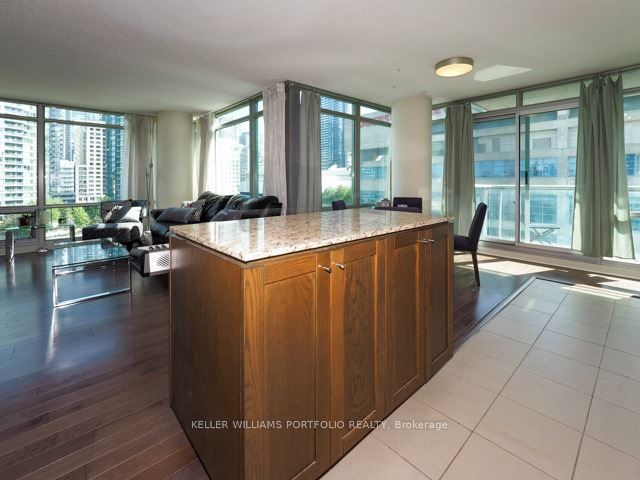 912 - 81 Navy Wharf Crt - Waterfront Communities C1 Condo Apartment, 1 Bedroom (C8055800)# - 3
