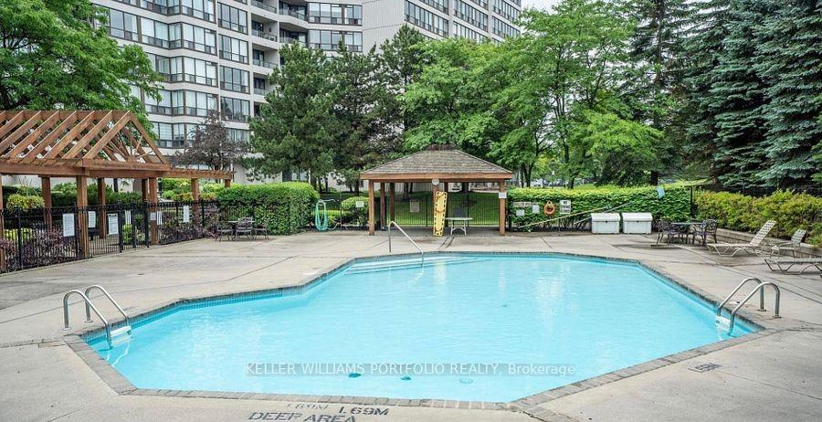 501 - 10 Laurelcrest Street - Queen Street Corridor Condo Apartment for Sale, 2 Bedrooms (W12528572)# - 29