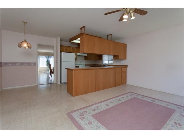 2779 272B ST - Aldergrove Langley House/Single Family for sale, 3 Bedrooms (F1444615) #9
