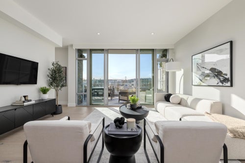790 Arthur Erickson Place - Park Royal Townhouse for Sale, 3 Bedrooms (R3056866)
