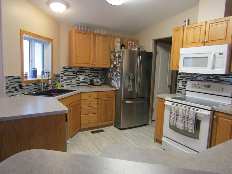 8291 NORTH FORK ROAD - Grand Forks Rural for sale, 6 Bedrooms (2438657) #11