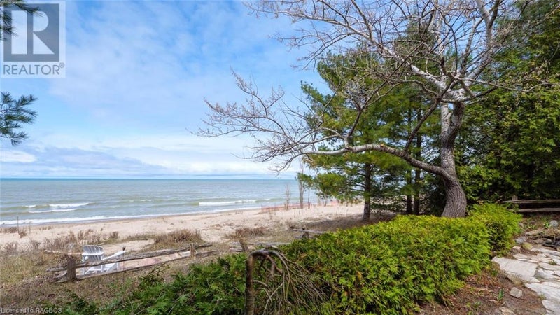 49 LOWER BEACH Road - Kincardine House for sale, 6 Bedrooms (40414651) #6