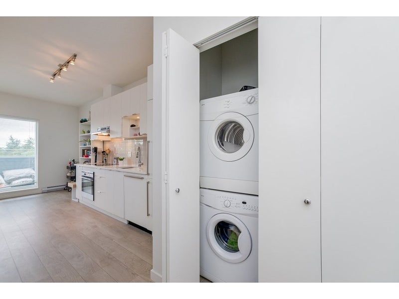 401 13678 GROSVENOR ROAD - Bolivar Heights Apartment/Condo for sale(R2197584) #13
