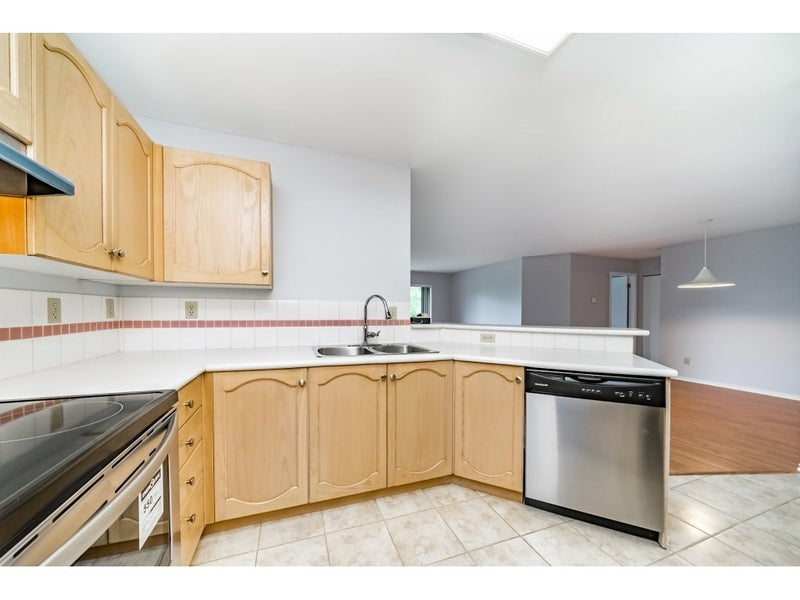 208 10743 139 STREET - Whalley Apartment/Condo for sale, 2 Bedrooms (R2268711) #9