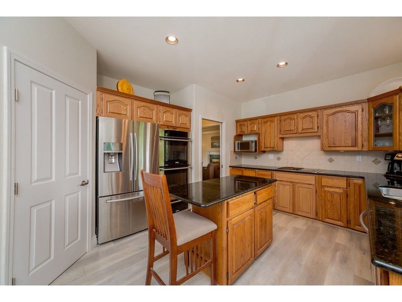9256 163A STREET - Fleetwood Tynehead House/Single Family for sale, 6 Bedrooms (R2347183) #7
