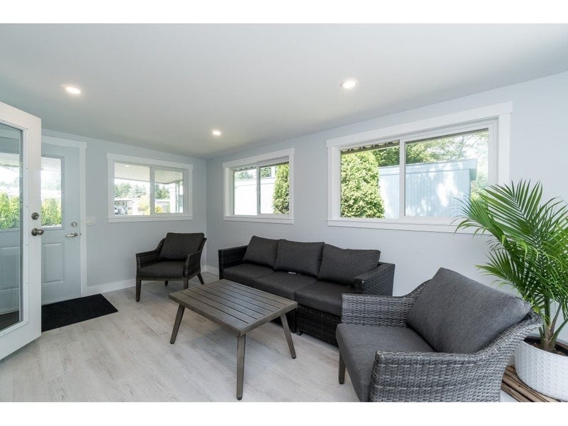 200 1840 160 STREET - King George Corridor Manufactured for sale, 1 Bedroom (R2381891) #5