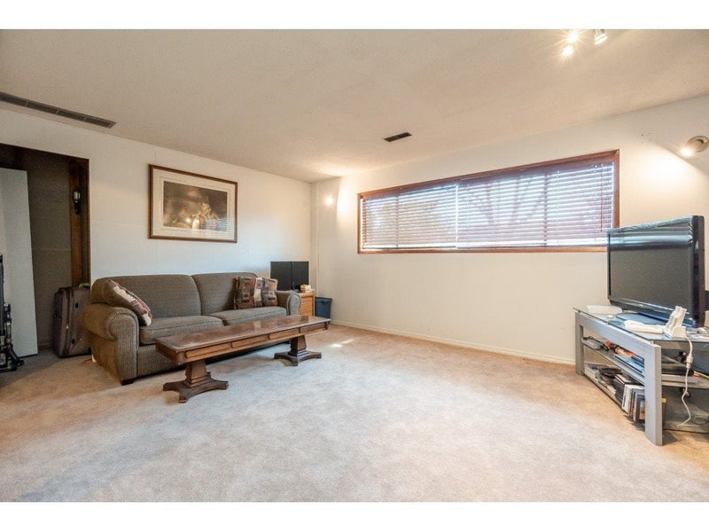 15481 85A AVENUE - Fleetwood Tynehead House/Single Family for sale, 3 Bedrooms (R2568184) #27