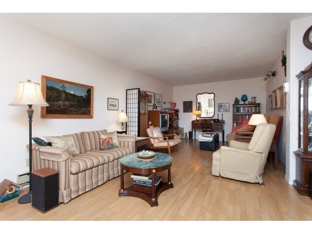 305 9295 122 Street - Queen Mary Park Surrey Apartment/Condo for sale, 1 Bedroom (R2043874) #3