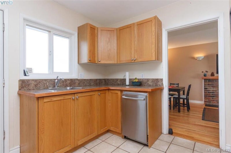 733 Porter Rd - Es Old Esquimalt Half Duplex for sale, 4 Bedrooms (385493) #6