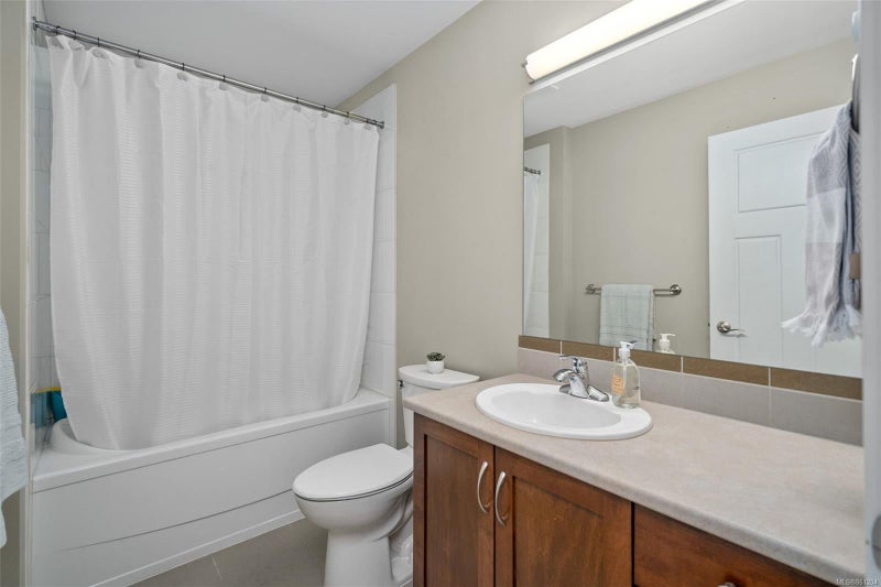106 7088 West Saanich Rd - CS Brentwood Bay Row/Townhouse for sale, 3 Bedrooms (861204) #25