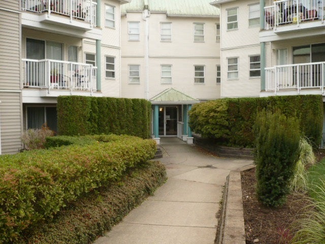 303 9763 140TH STREET - Whalley Apartment/Condo for sale, 2 Bedrooms (R2219761) #1