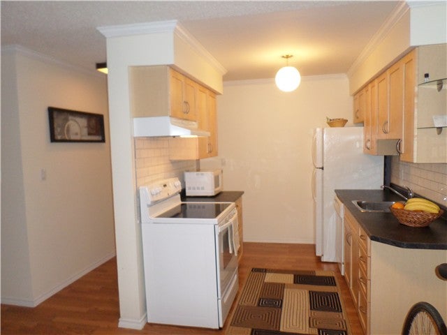 # 320 6105 KINGSWAY BB - Highgate Apartment/Condo for sale, 2 Bedrooms (V1039762) #1