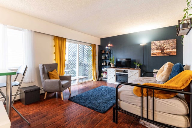 204 241 ST. ANDREWS AVENUE - Lower Lonsdale Apartment/Condo for sale, 1 Bedroom (R2857661)