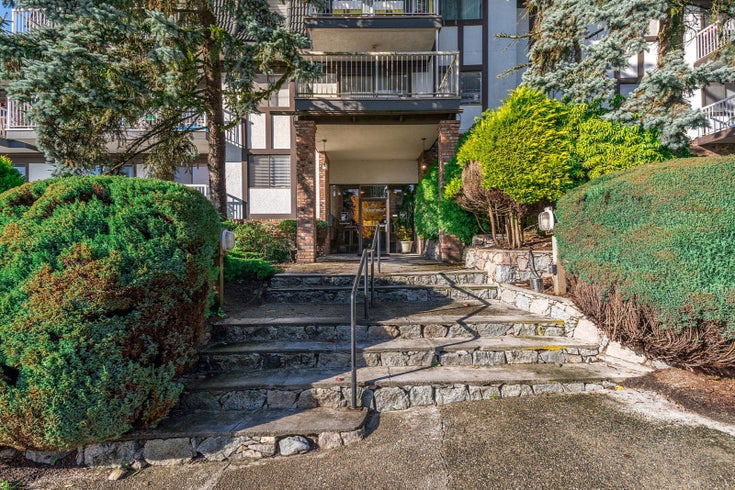 204 - 371 Ellesmere Ave, Burnaby