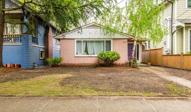 3650 W 6th Avenue - Kitsilano Single Family Residence for Sale, 1 Bedroom (R3006248)