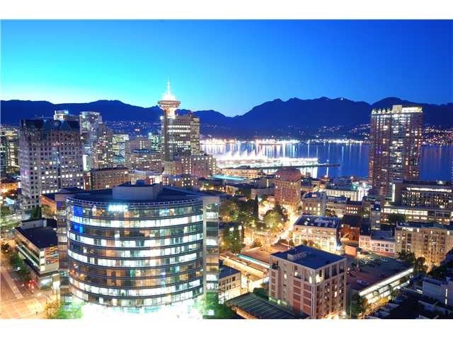 2906 602 CITADEL PARADE - Downtown VW Apartment/Condo, 2 Bedrooms (R2299286)