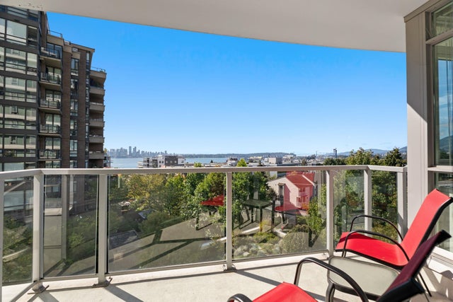 504 175 W 2ND STREET - Lower Lonsdale Apartment/Condo for sale, 2 Bedrooms (R2928601)