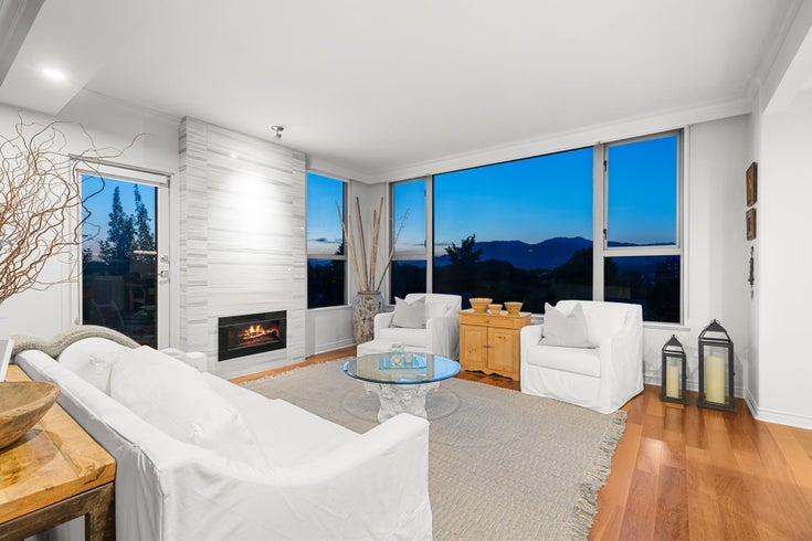 700 - 1788 W 13th Avenue - Fairview VW Apartment/Condo for Sale, 3 Bedrooms (R3058762)