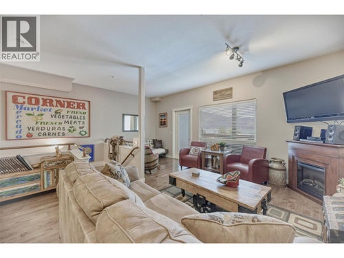 4300 44TH Avenue Unit# 109 - Osoyoos Single Family for Sale, 3 Bedrooms (10371252)