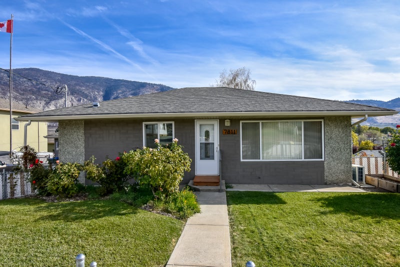 7811 87th Street - Osoyoos HOUSE for sale, 3 Bedrooms (191713) #1