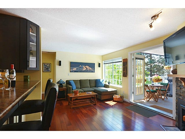 # 201 125 W 18TH ST - Central Lonsdale Apartment/Condo for sale, 2 Bedrooms (V1007882) #1