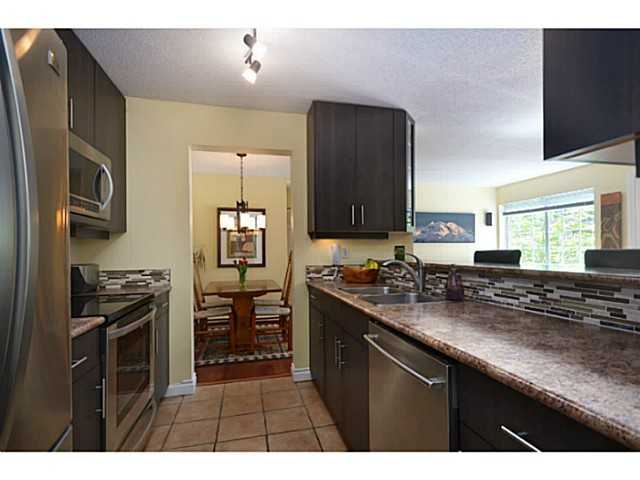 # 201 125 W 18TH ST - Central Lonsdale Apartment/Condo for sale, 2 Bedrooms (V1017766) #2