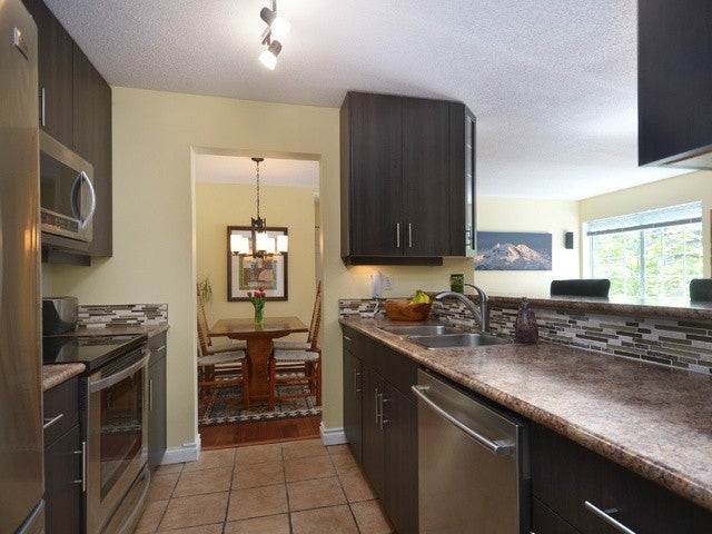 # 201 125 W 18TH ST - Central Lonsdale Apartment/Condo for sale, 2 Bedrooms (V1053080) #2