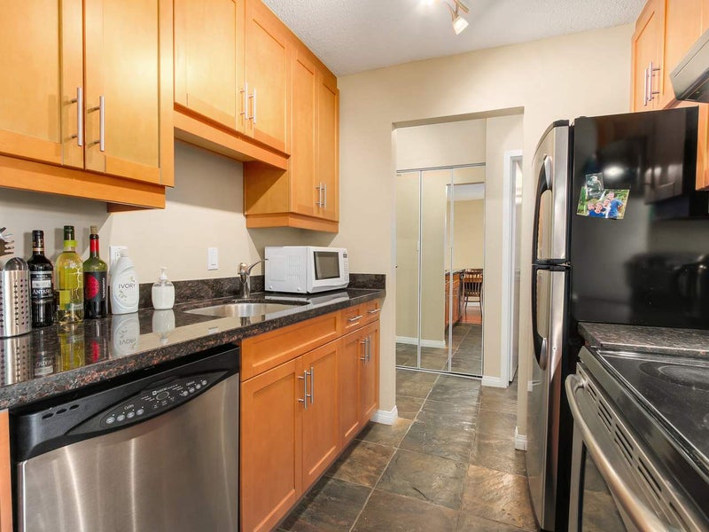 209 275 W 2ND STREET - Lower Lonsdale Apartment/Condo for sale, 1 Bedroom (R2047446) #1