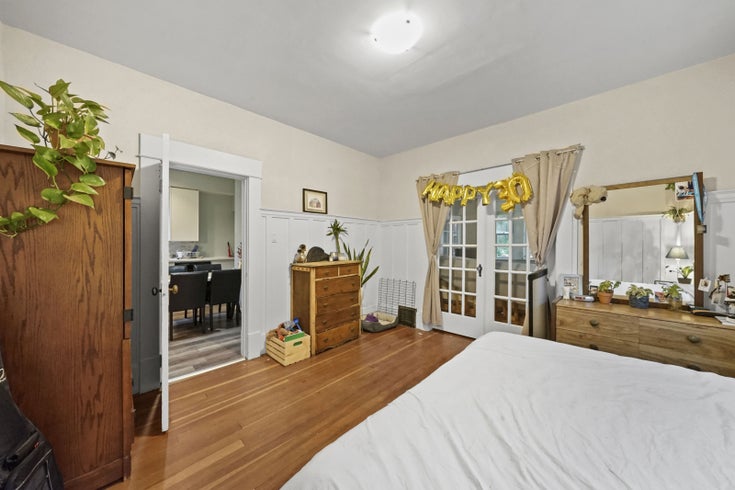 2403 Cambridge - Hastings Sunrise House/Single Family for sale, 1 Bedroom (JCA009)