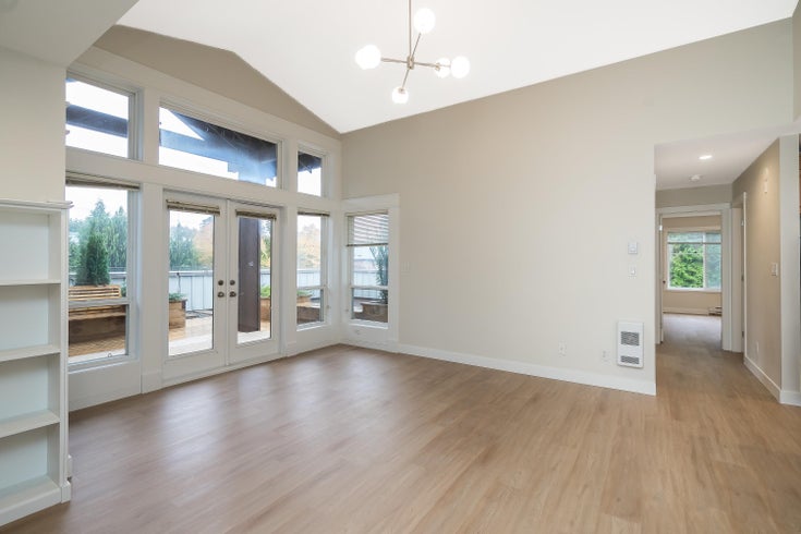 208 - 2828 152 Street - King George Corridor Apartment/Condo for Sale, 2 Bedrooms (R2946633)