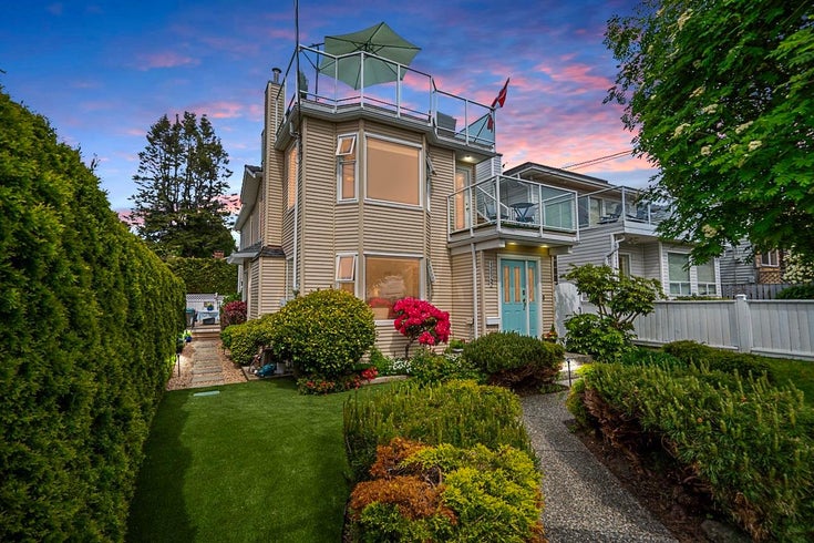 15549 Victoria Avenue - White Rock Single Family Residence for Sale, 3 Bedrooms (R3024304)