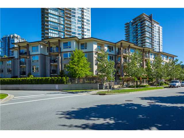 # 305 701 KLAHANIE DR - Port Moody Centre Apartment/Condo, 3 Bedrooms (V1074992)