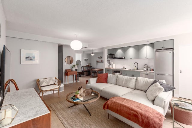 812 168 POWELL STREET - Downtown VE Apartment/Condo for sale, 1 Bedroom (R2936259)