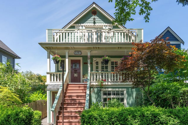 2263 W 14TH AVENUE - Kitsilano House/Single Family for Sale, 5 Bedrooms (R2973973)