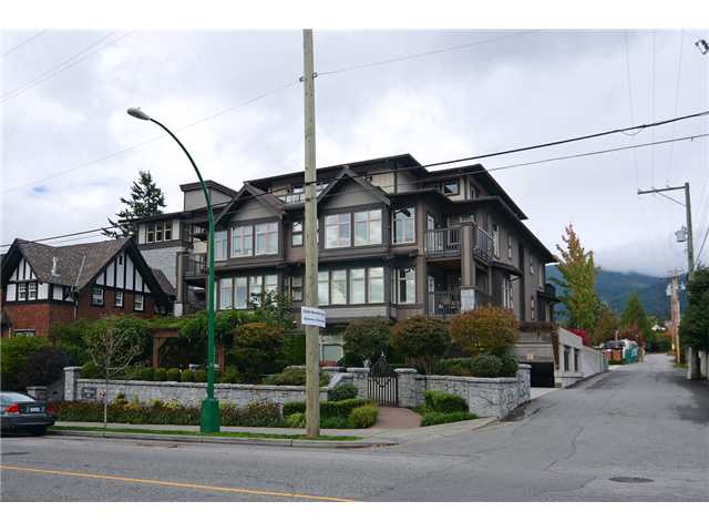 # 207 116 W 23RD ST - Central Lonsdale Apartment/Condo, 2 Bedrooms (V1091051)