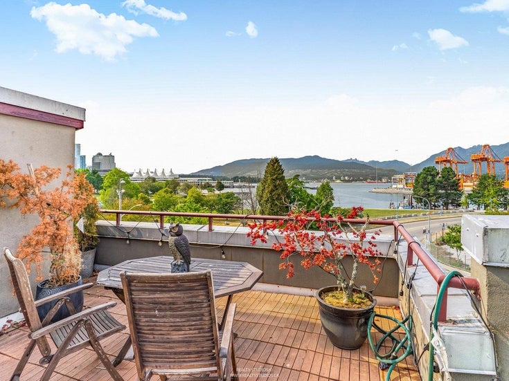 141 Alexander Street - Downtown VE Townhouse for Sale, 2 Bedrooms (R3037652)