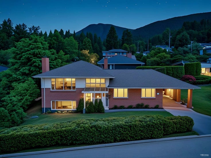 330 W Braemar Road - Upper Lonsdale Single Family Residence for Sale, 5 Bedrooms (R3012857)