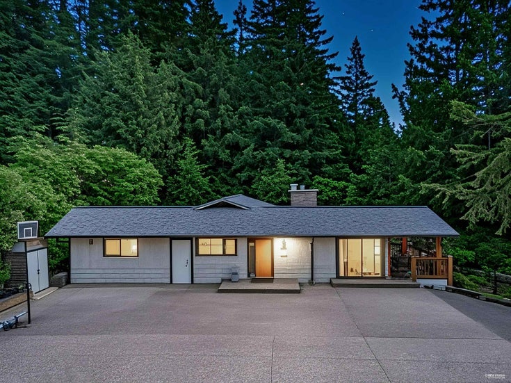 4875 Skyline Drive - Canyon Heights NV Single Family Residence for Sale, 6 Bedrooms (R3013435)