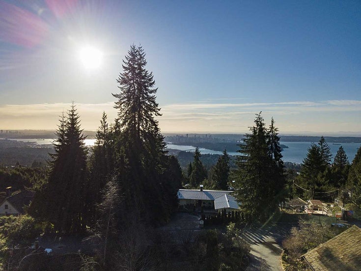 1145 Millstream Road - British Properties Single Family Residence for Sale, 5 Bedrooms (R3058483)