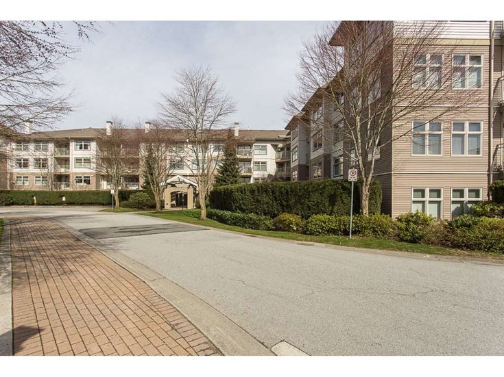 211 15210 GUILDFORD DRIVE - Guildford Apartment/Condo, 2 Bedrooms (R2147840)