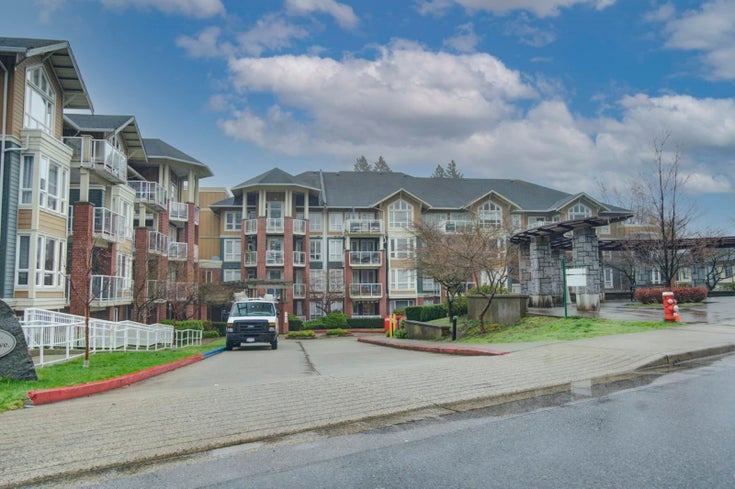 105 14 E ROYAL AVENUE - Fraserview NW Apartment/Condo for sale, 2 Bedrooms (R2666934)