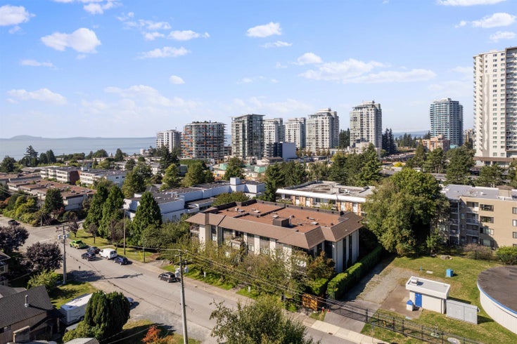 304 1531 MERKLIN STREET - White Rock Apartment/Condo for sale, 2 Bedrooms (R2941119)